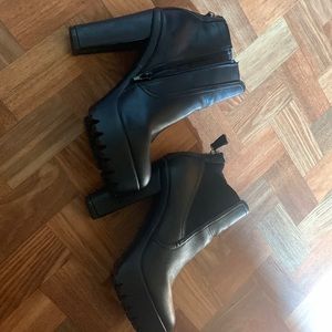 Heel boots had for awhile; look brand new. Too small